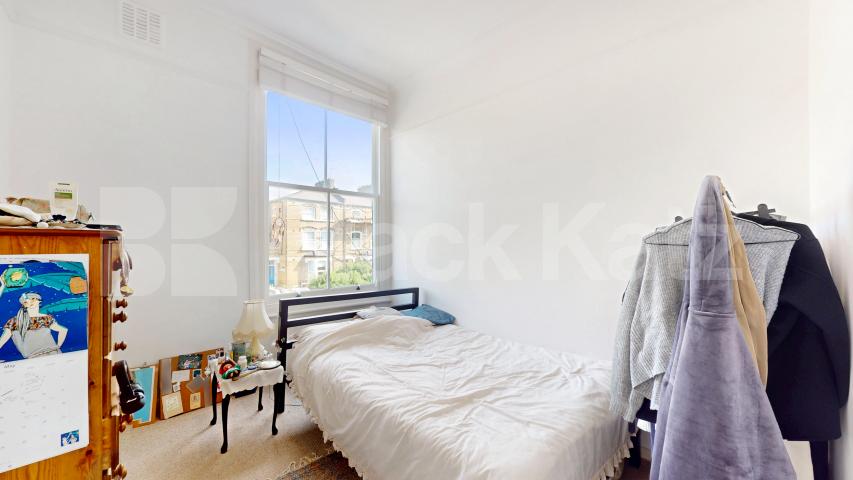 Located in the heart of Tufnell Park located walking distance to local amenities Tufnell Park Road, Tufnell Park 